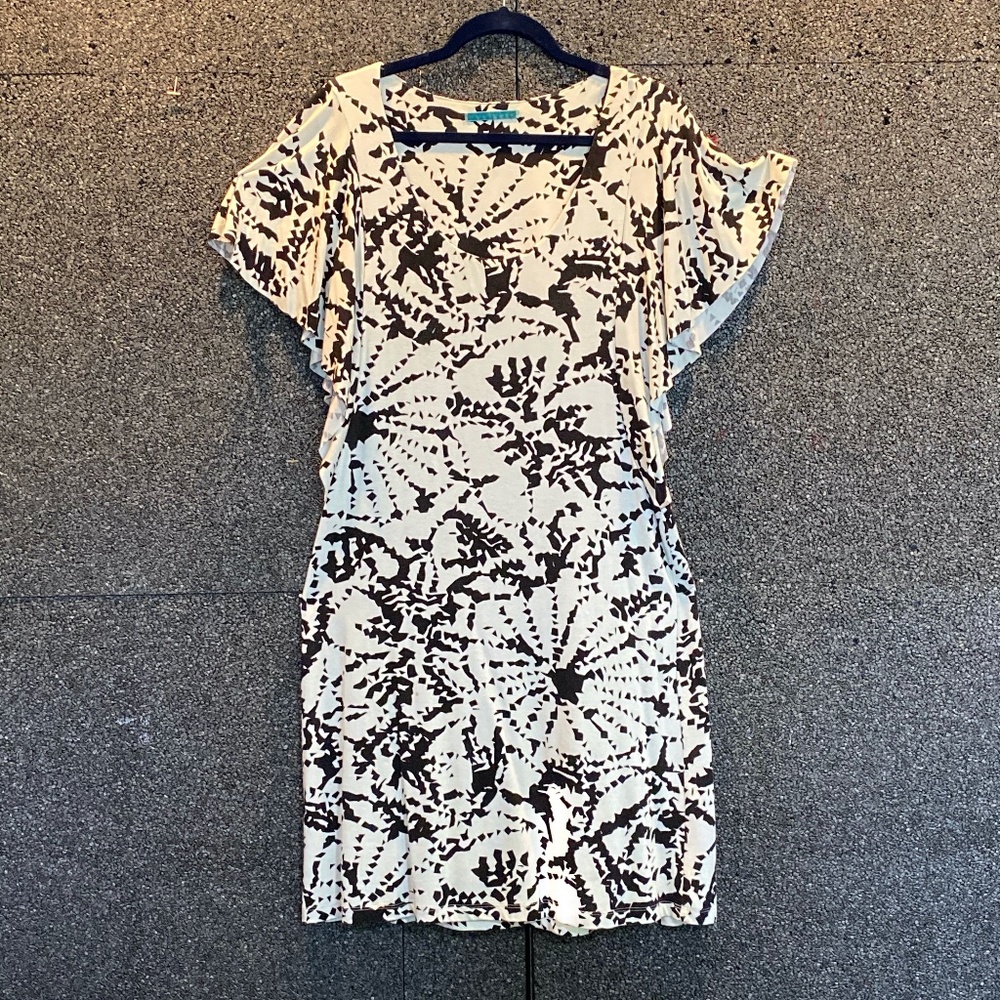 Velvet Brand Dress in Cream and Black Print L